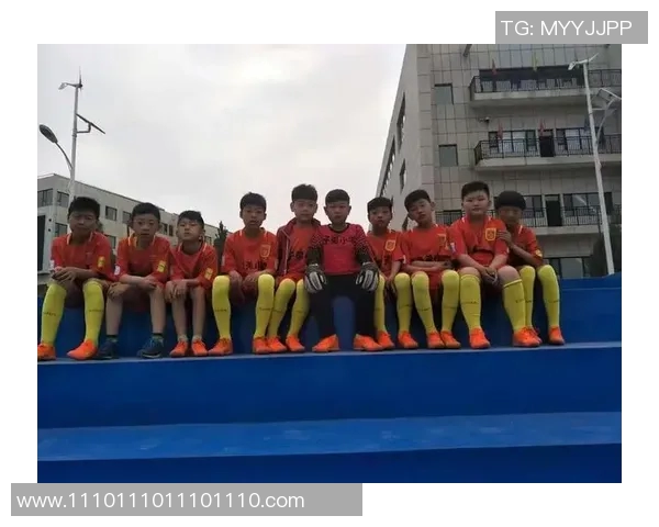 香港足球明星队31号闪耀赛场展现青春风采与拼搏精神