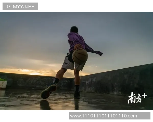 篮球明星上篮慢动作精彩瞬间解析让你领略技术与艺术的完美结合 篮球明星上篮慢动作精彩瞬间解析让你领略技术与艺术的完美结合